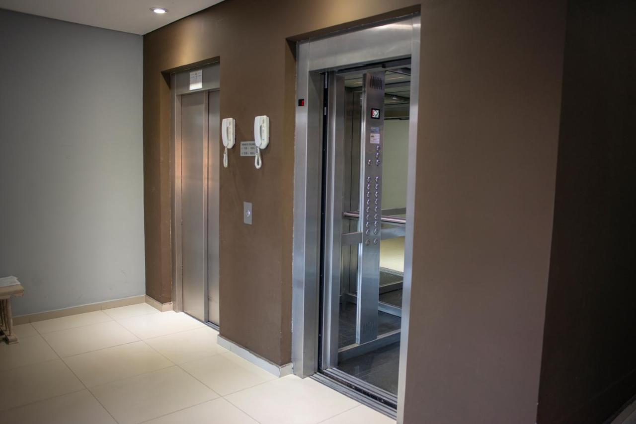 Departamento Premium Con Cochera Y Piscina Bahía Blanca Екстериор снимка